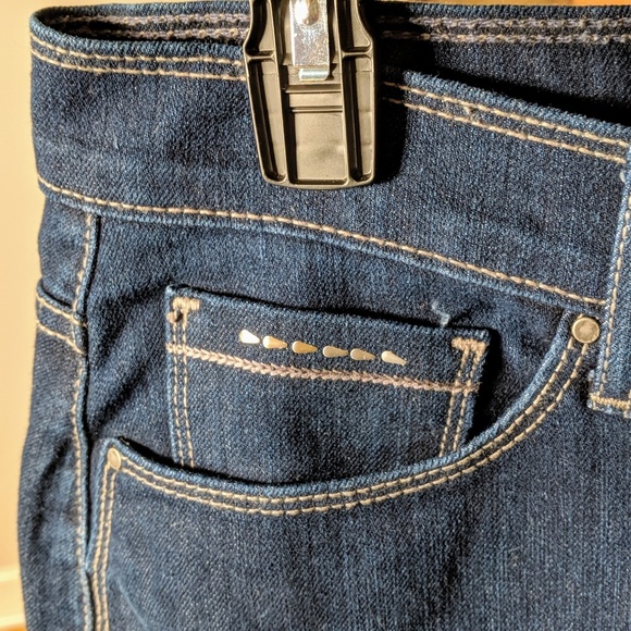 Levis Denim Skirt - Picture 6 of 6